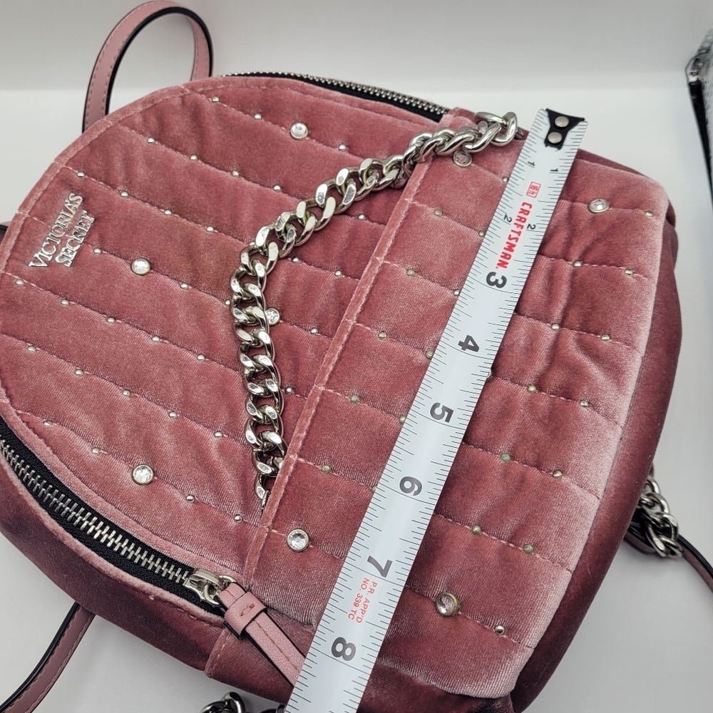VICTORIA SECRET BACKPACK DUSTY ROSE VELOUR SHIMMER/CHAIN ACCENTS Zip Pockets - Picture 14 of 14